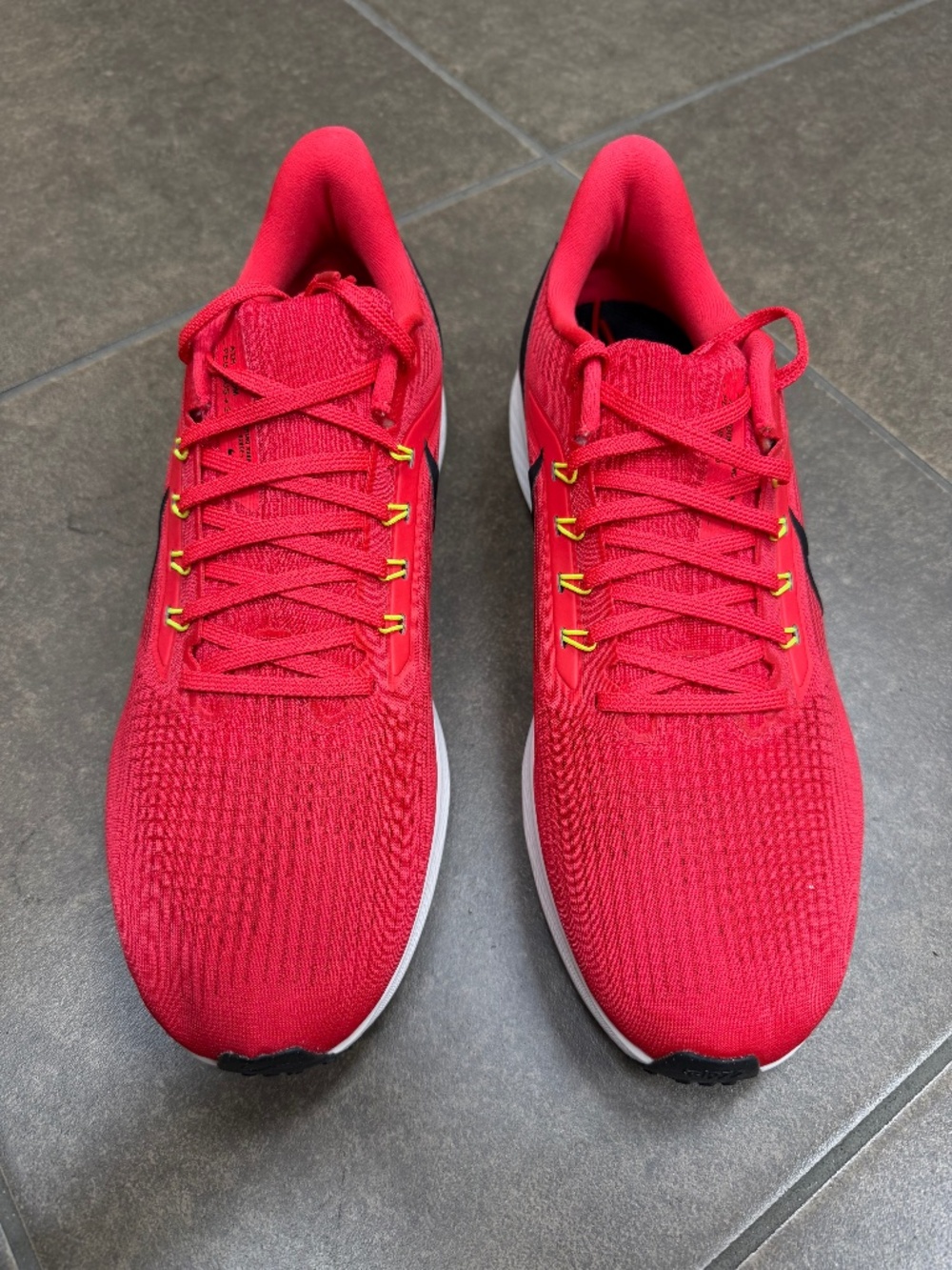Nike Air Zoom Pegasus 39 - Mens 12.5 - New without box